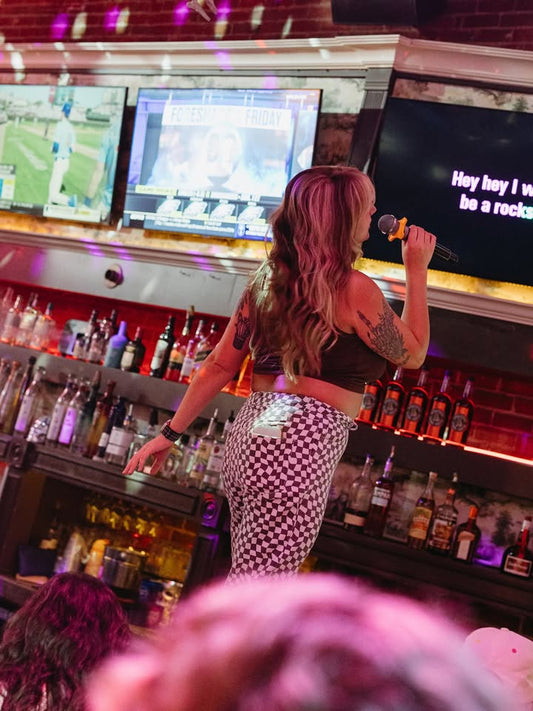 Experience the Vibe at Werewolf: Your Go-To Bar in San Diego's Gaslam…